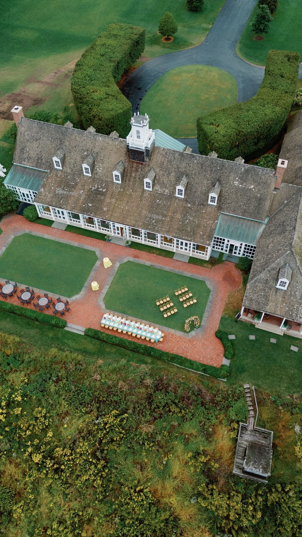 Aerial view of Shoreacres Country Club set for Lisa and Matt's vow renewal