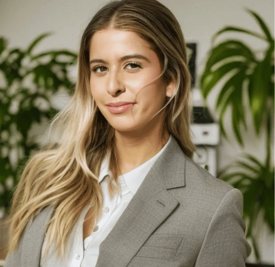 Portrait of Talia Zakhor